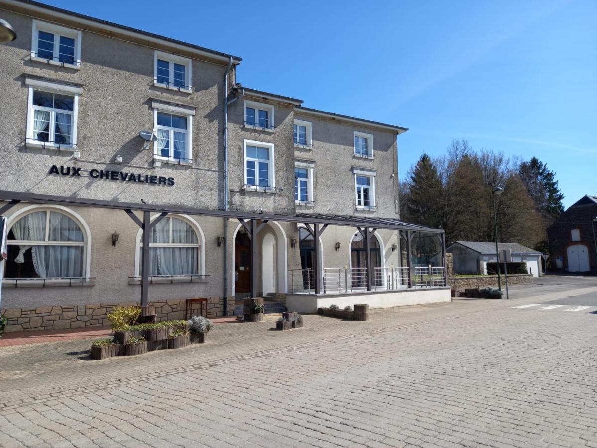 Petite Chatelaine Batiment Les Chevaliers Herbeumont Exteriér fotografie